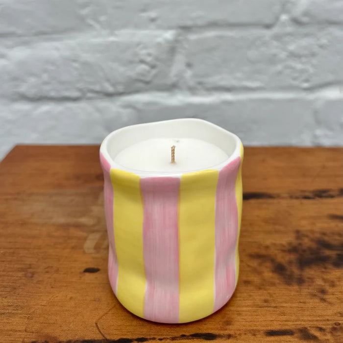 Noss & Co Candle Medium - Cherry Blossom & Coconut