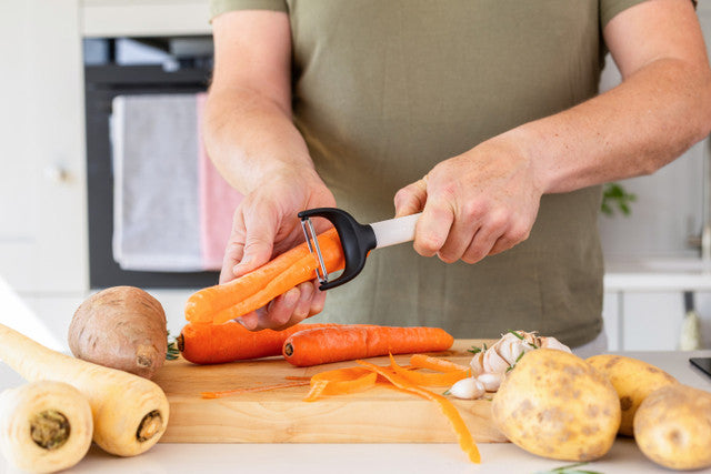 KitchenAid Y Peeler - Porcelain White