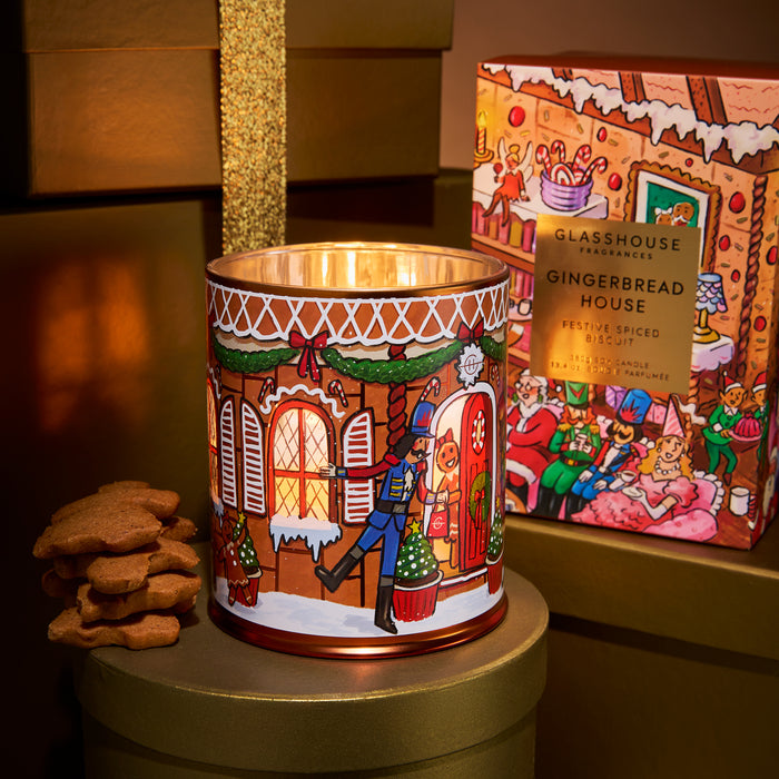 Glasshouse Candle 380g - Gingerbread House 2026